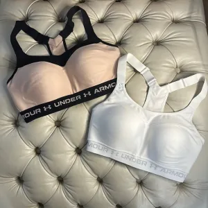 💗 2 Under Armour Women’s Compression Sports Bras Size 34D💗