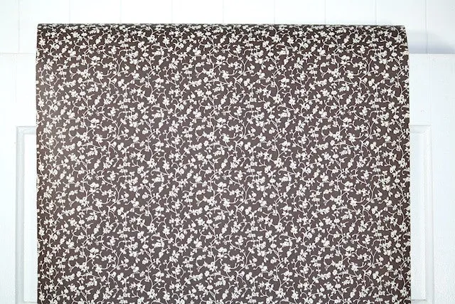 1970s Floral Vintage Wallpaper