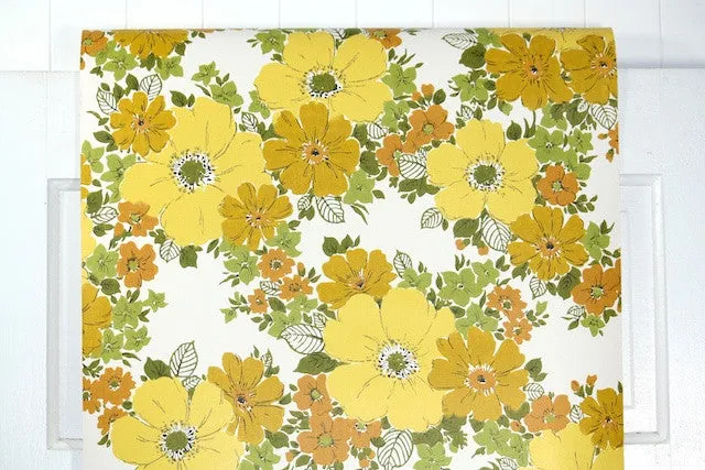 1970s Floral Vintage Wallpaper