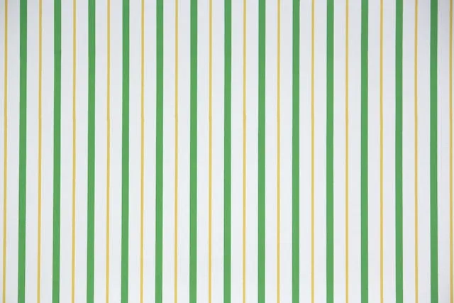 1970s Stripe Vintage Wallpaper