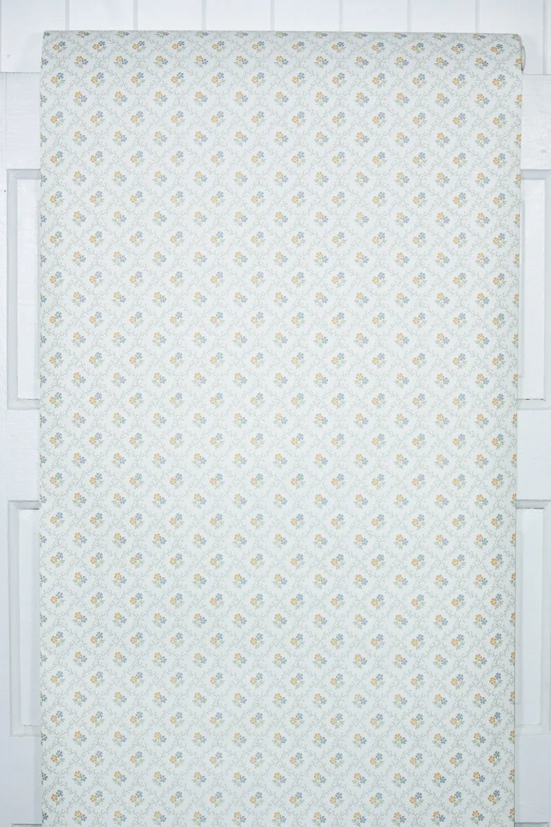 1990s Floral Vintage Wallpaper