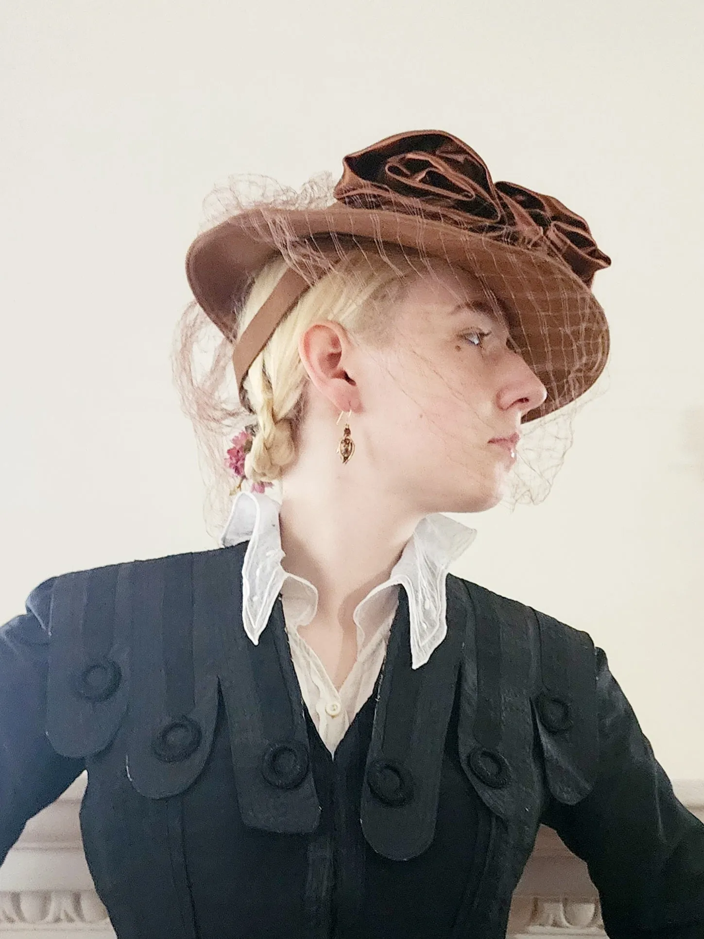 80s Brown Floral Hat Neo Edwardian Style w/Veil