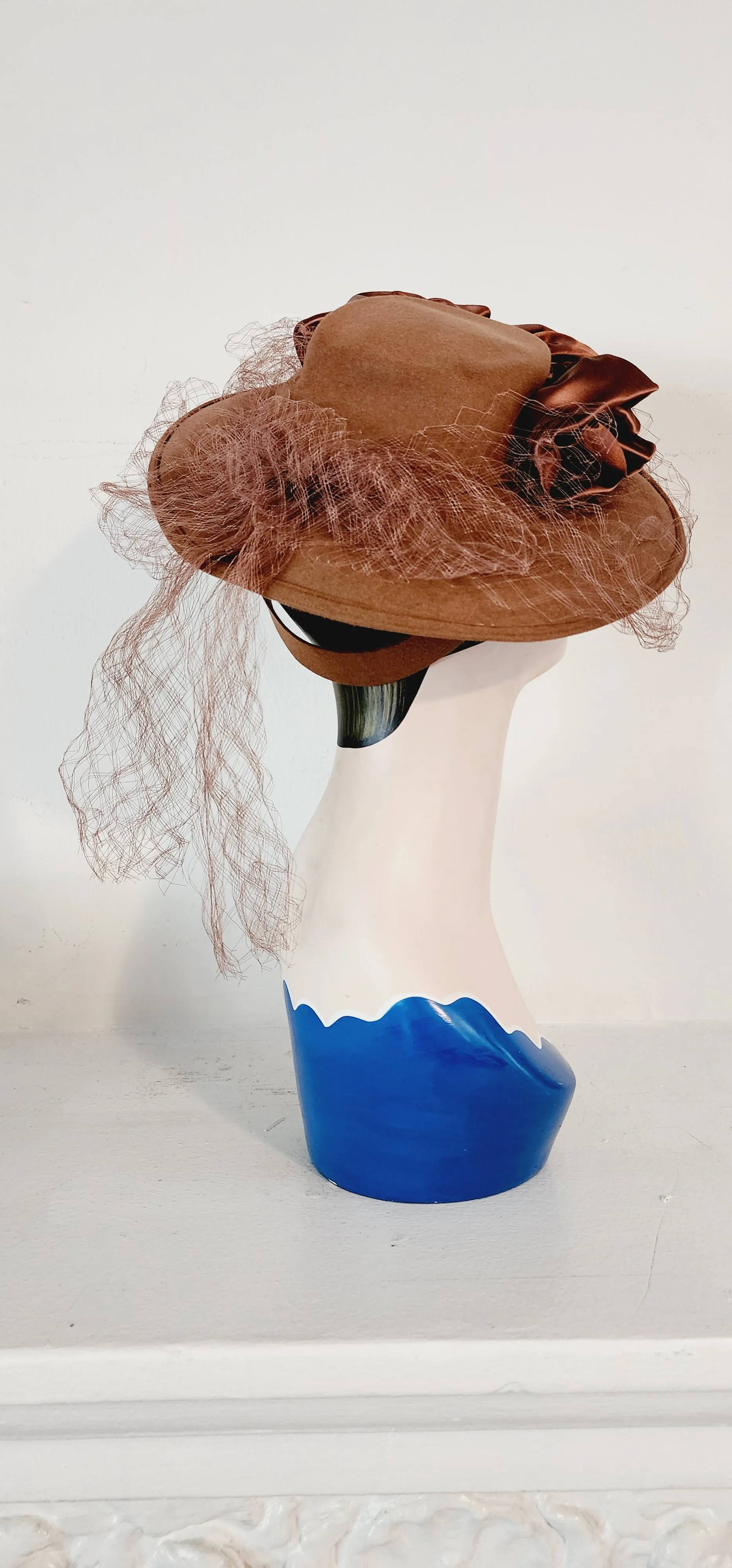 80s Brown Floral Hat Neo Edwardian Style w/Veil