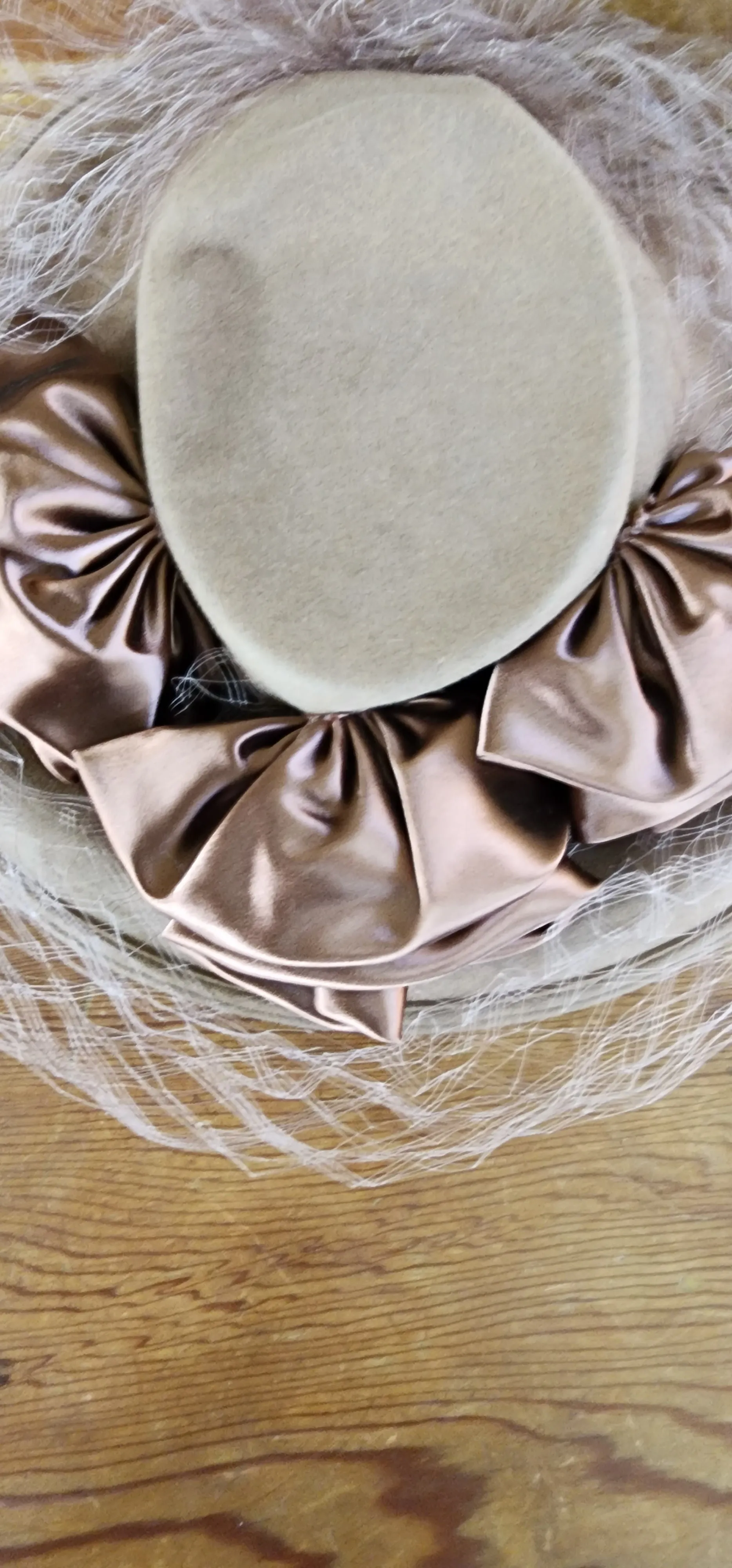 80s Brown Floral Hat Neo Edwardian Style w/Veil