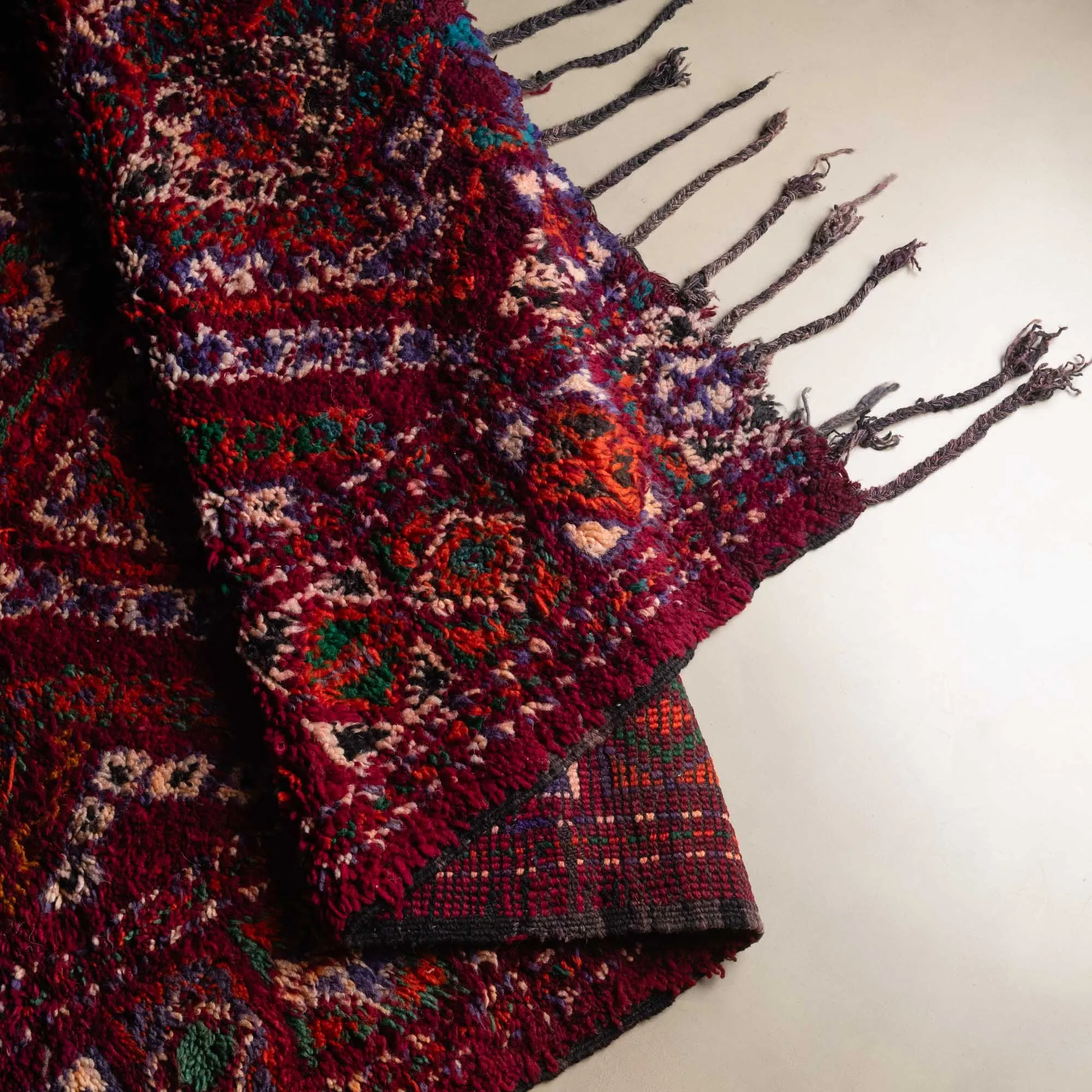 Achwak - vintage beni mguild rug