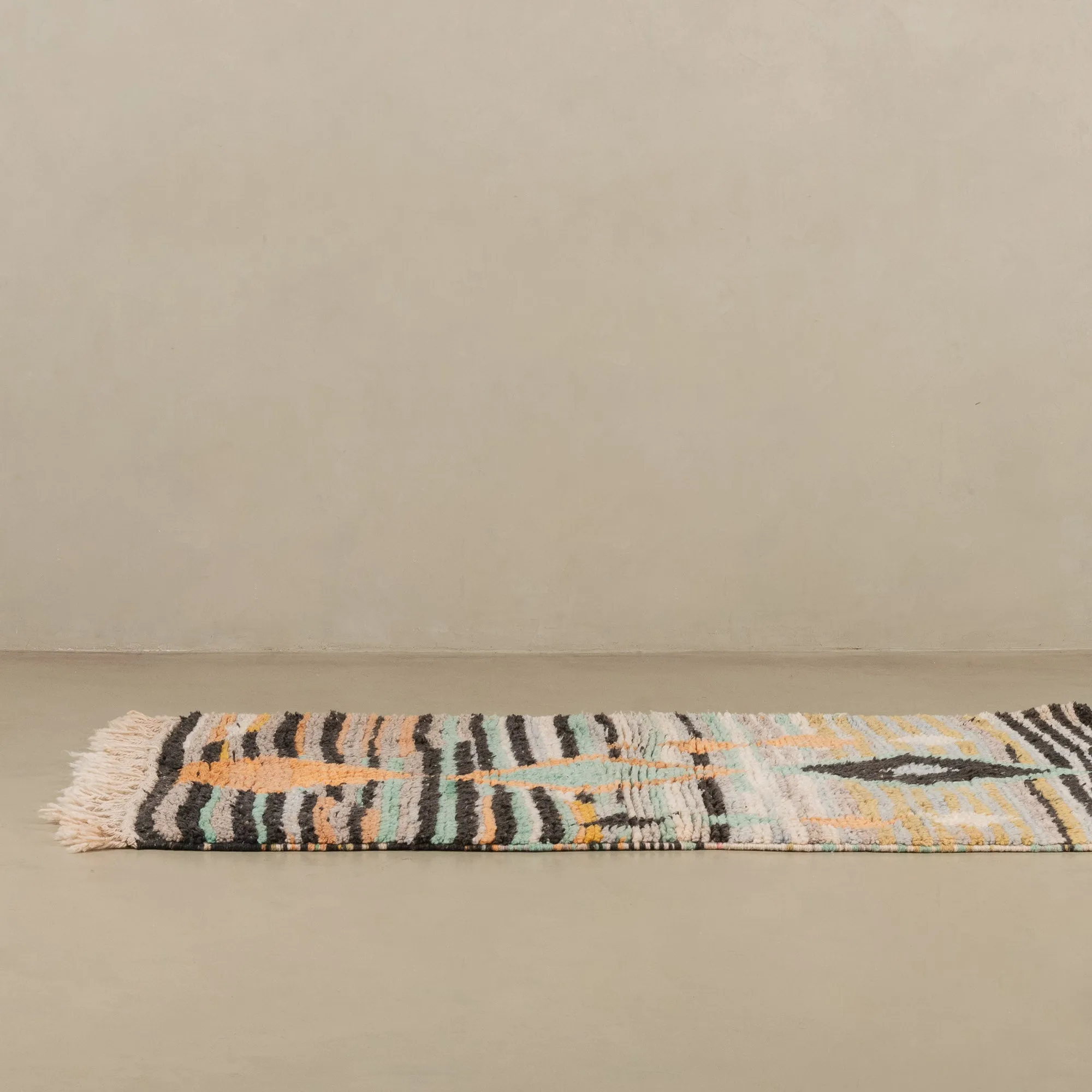 Adjane - vintage boujad rug