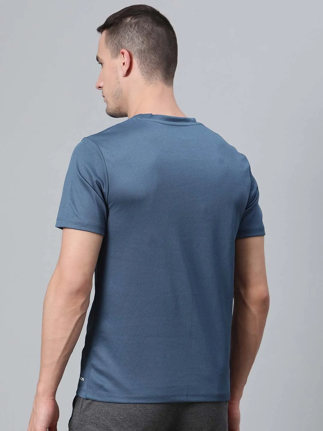 Alcis Men Blue White Printed Round Neck Badminton T-shirt