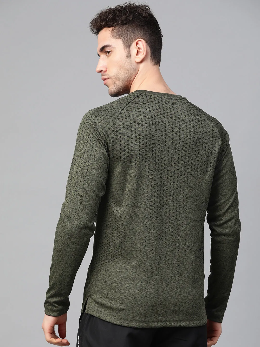 Alcis Men Olive Green Black Grindle Effect Printed Round Neck Sports T-shirt