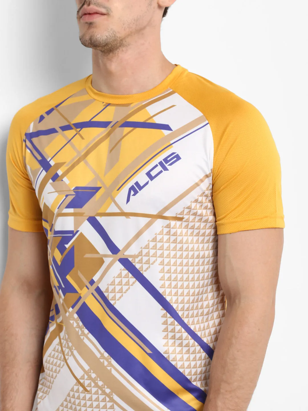 Alcis Men Yellow Printed Round Neck T-shirt
