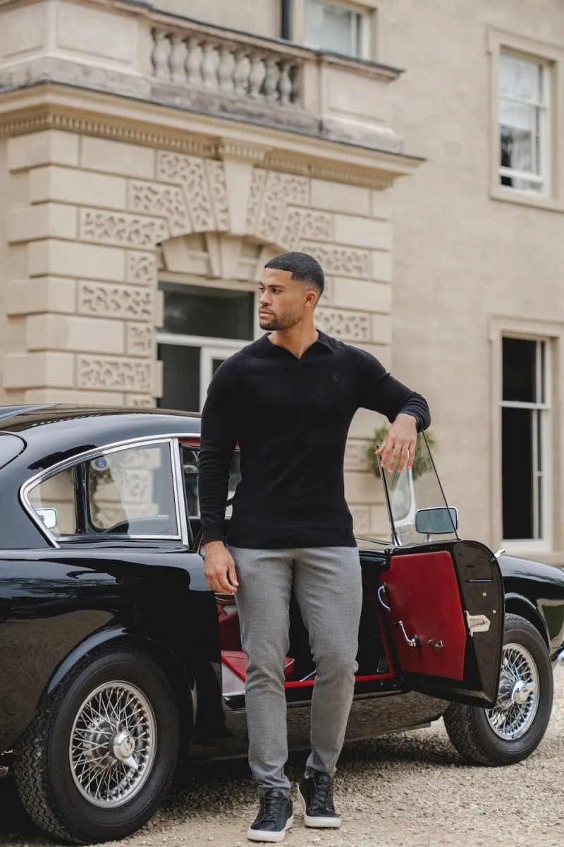 Buttonless Open Collar Polo in Black