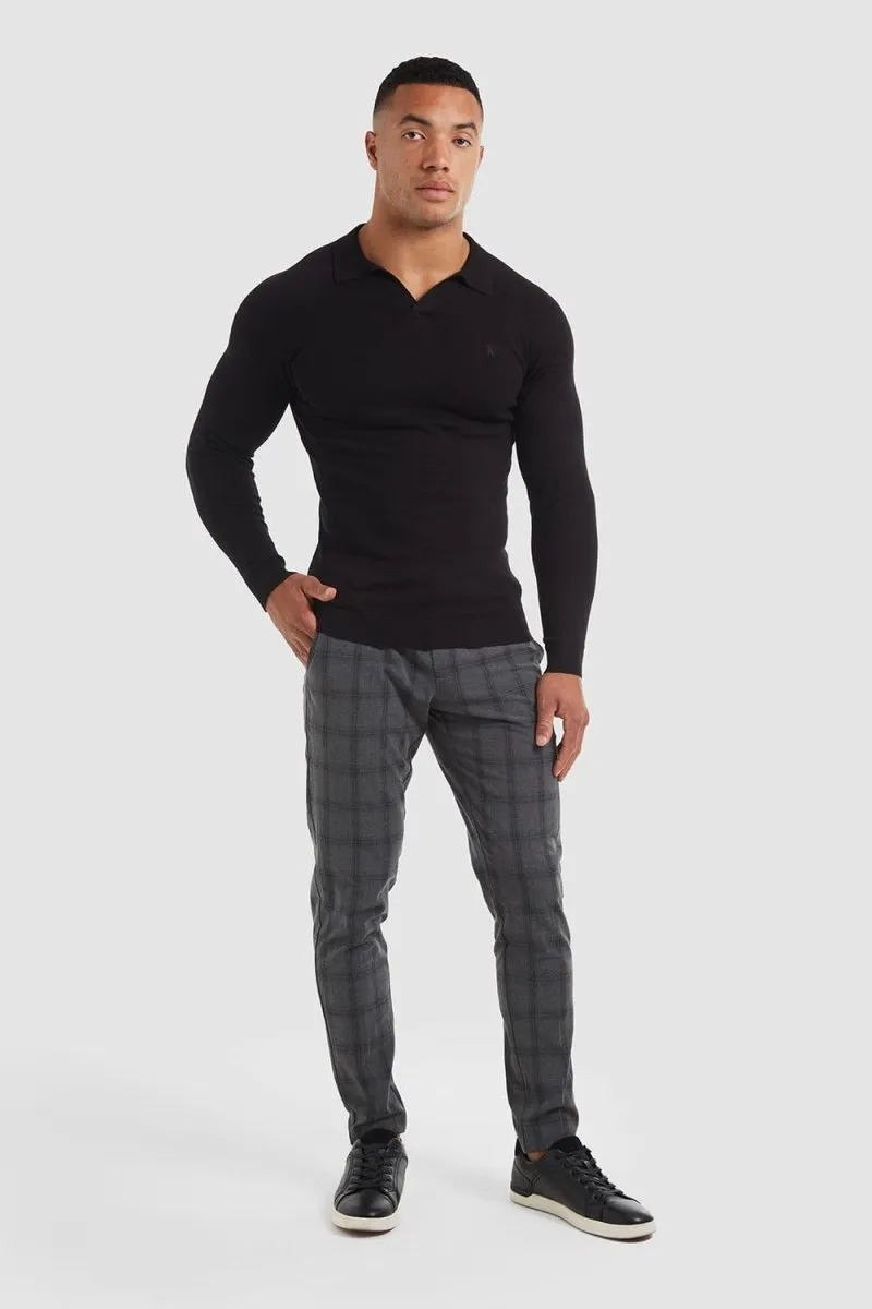 Buttonless Open Collar Polo in Black