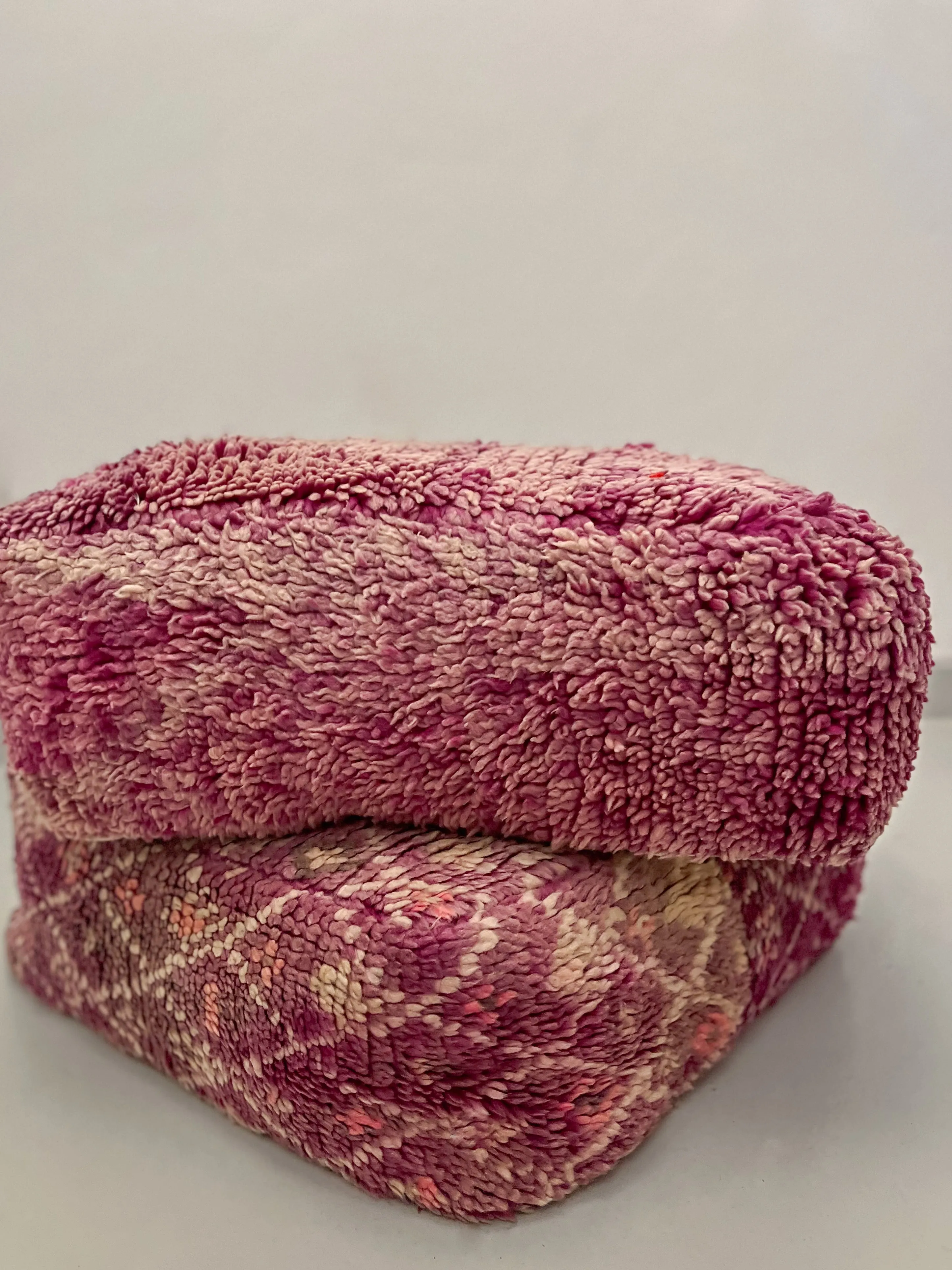 Chichaoua's Vintage Pouf - Purple