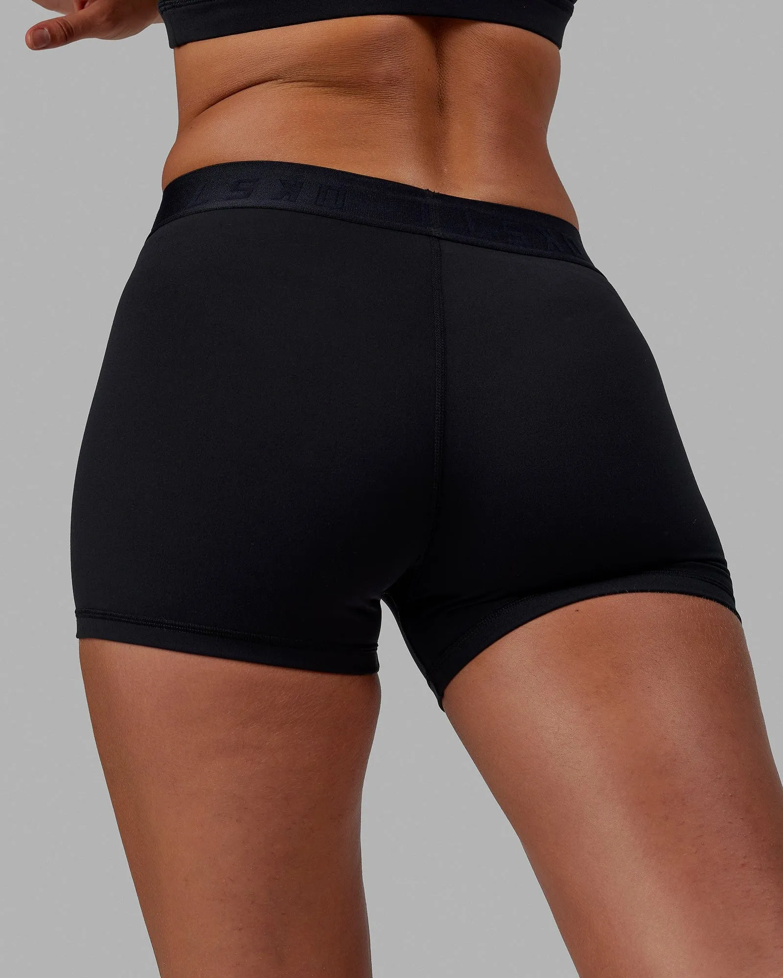Extend X-Short Tights - Triple Black