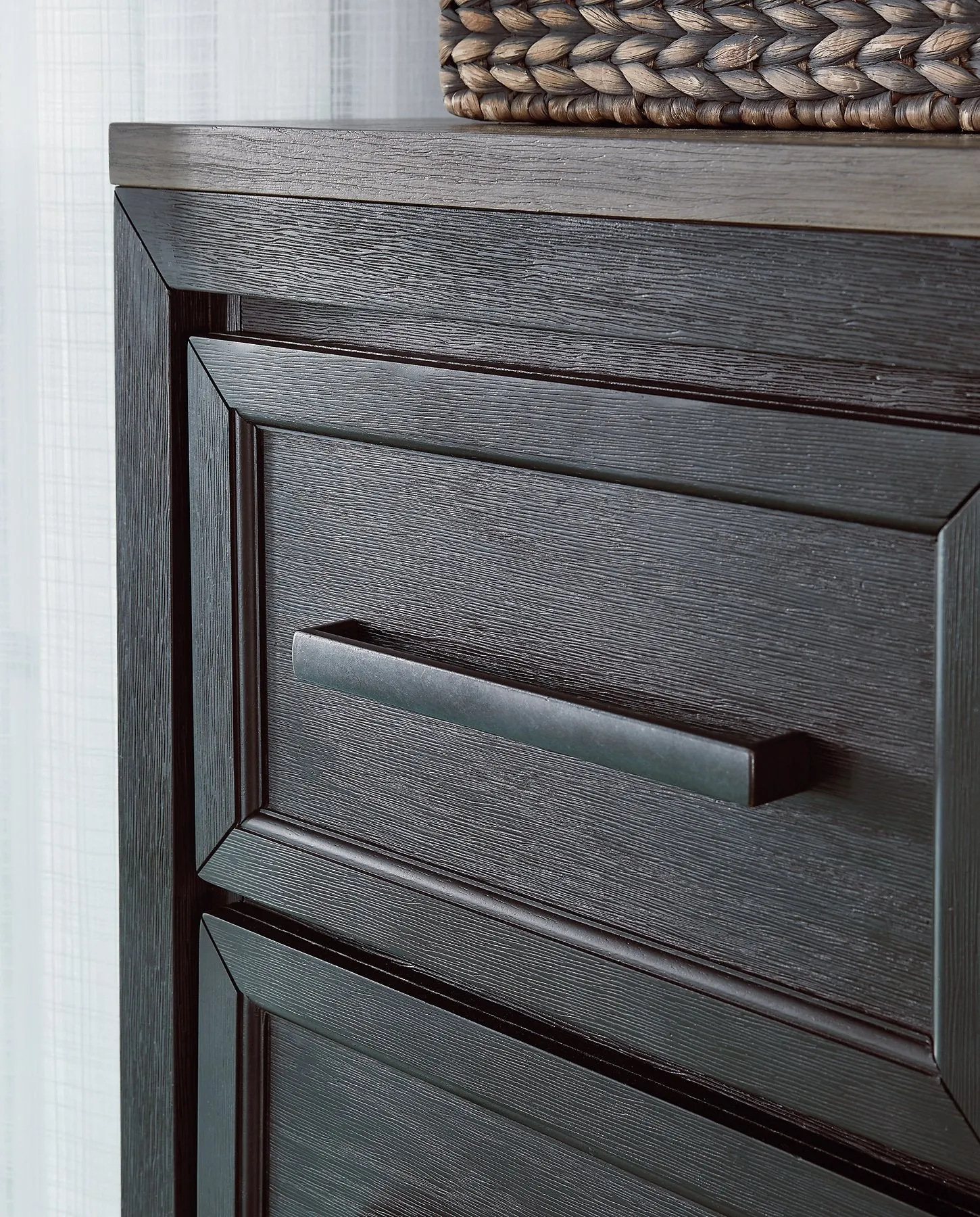 Foyland 5-Piece Bedroom Package