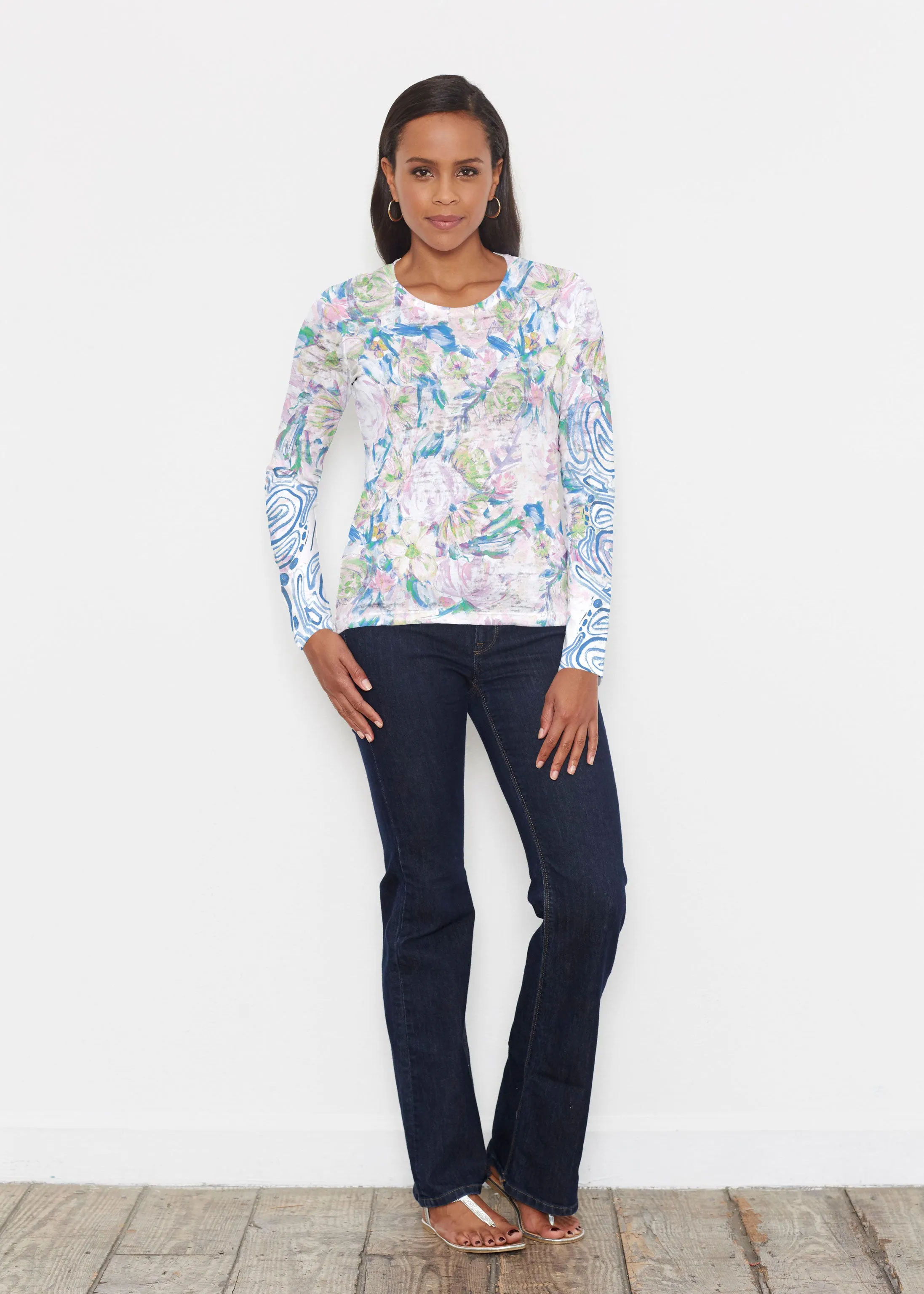 GiGi (17251) ~ Signature Long Sleeve Crew Shirt