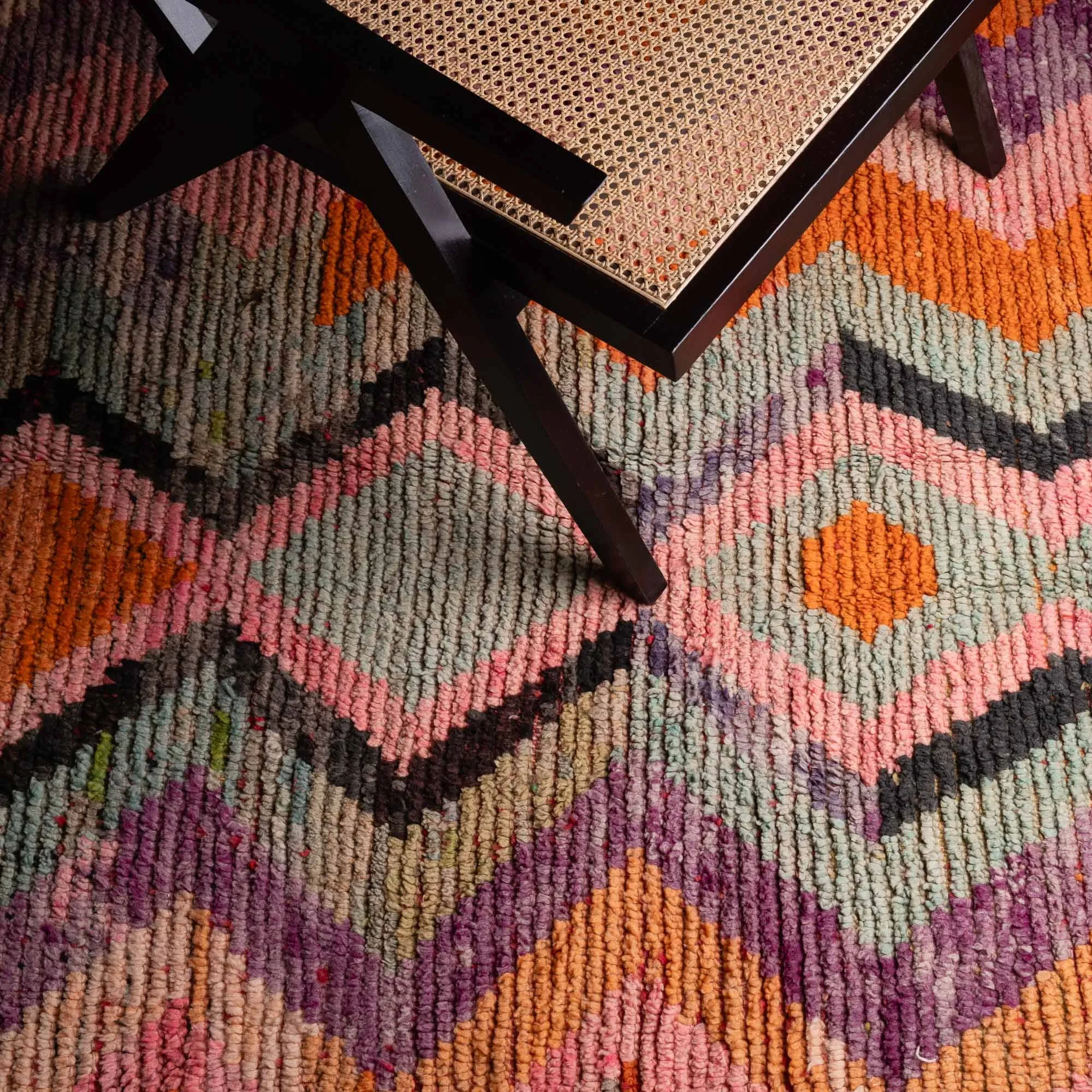 Hennuz - vintage boujad rug