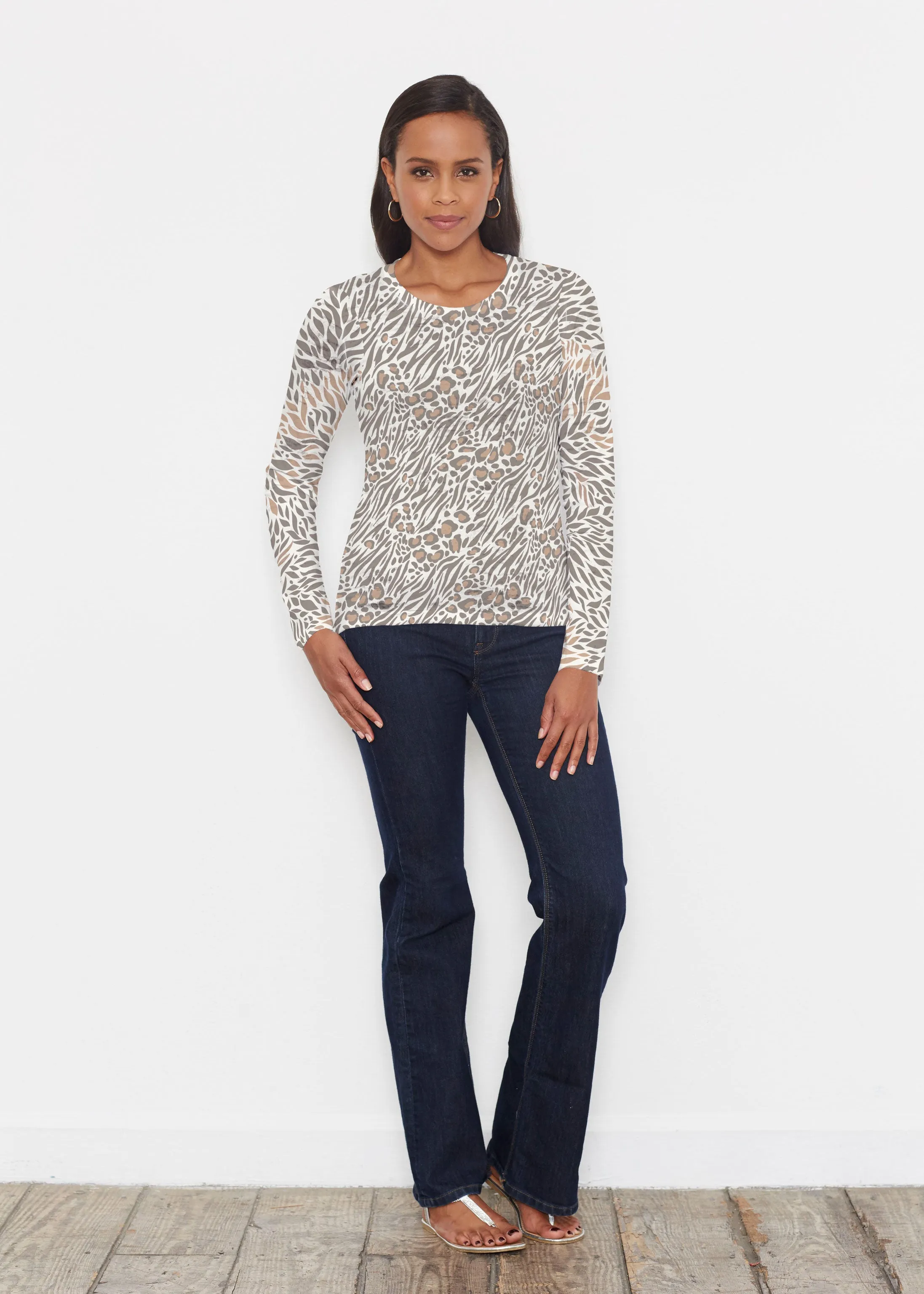 Leo Hotsy Totsy Brown (8122) ~ Signature Long Sleeve Crew Shirt