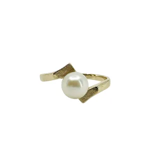 MCM Textured Bypass Vintage Japanese Saltwater Akoya Cultured Pearl Ring- 14K Yellow Gold Size 8