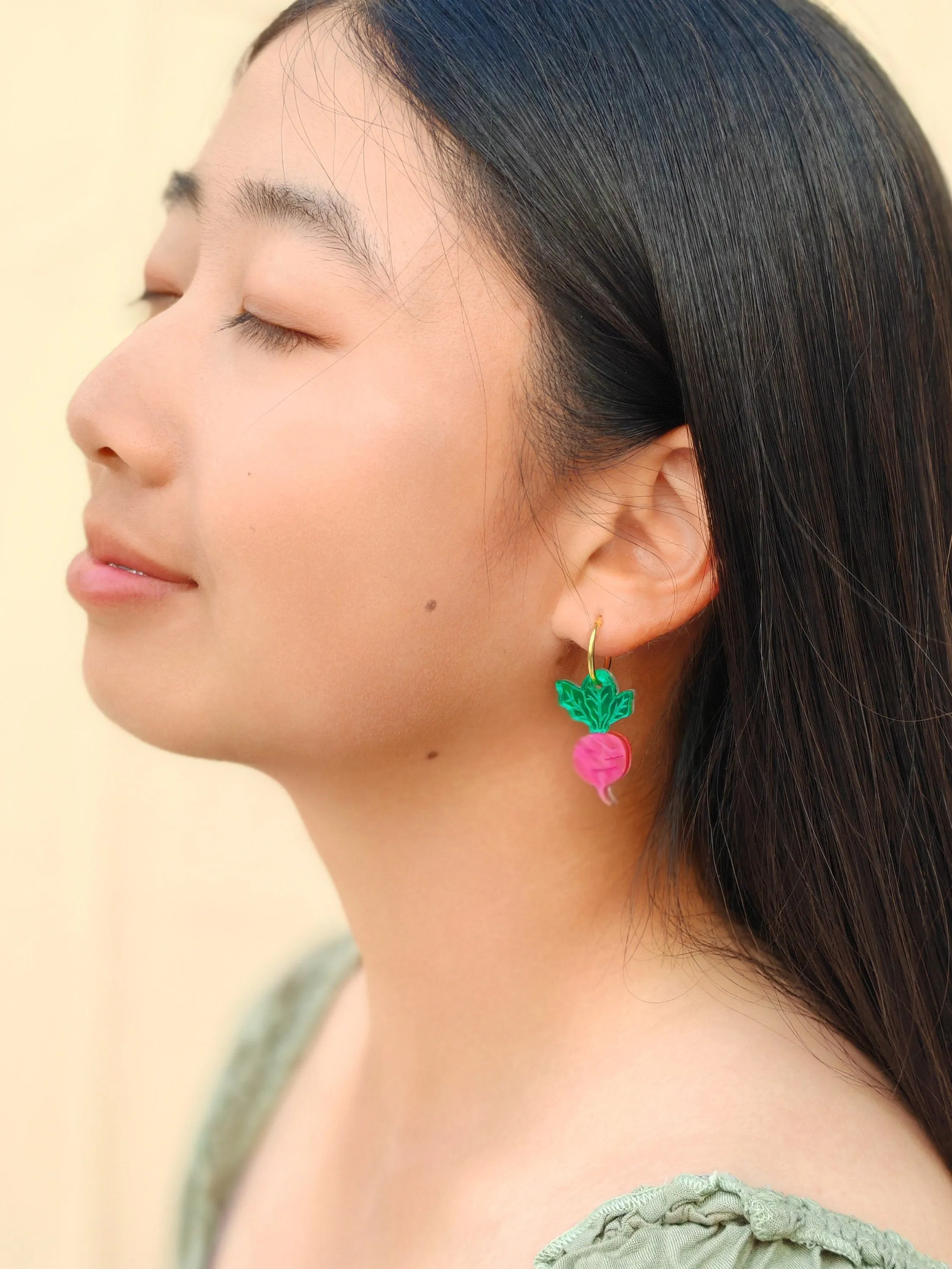 Mini Radish Dangle