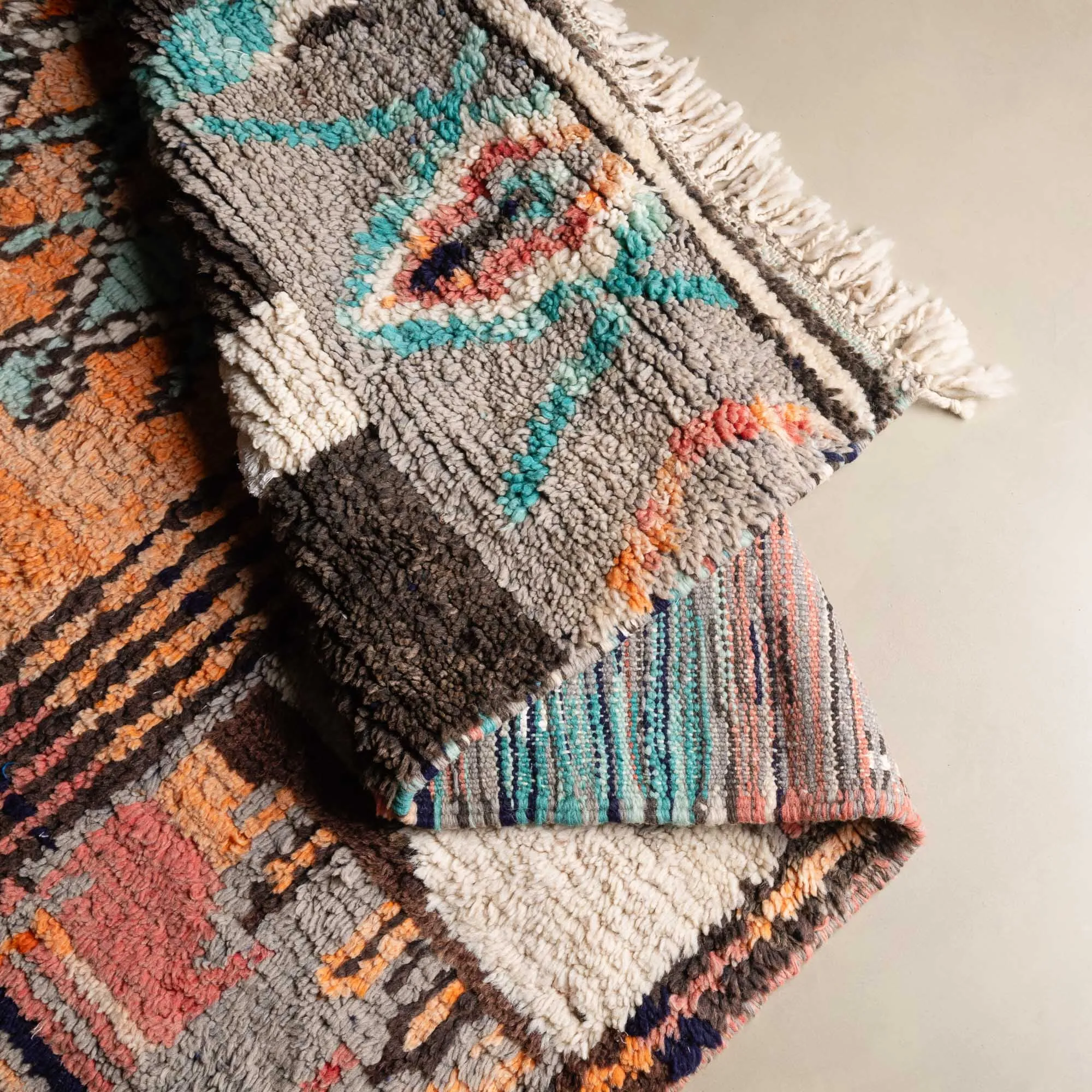 Mnahu - vintage boujad rug