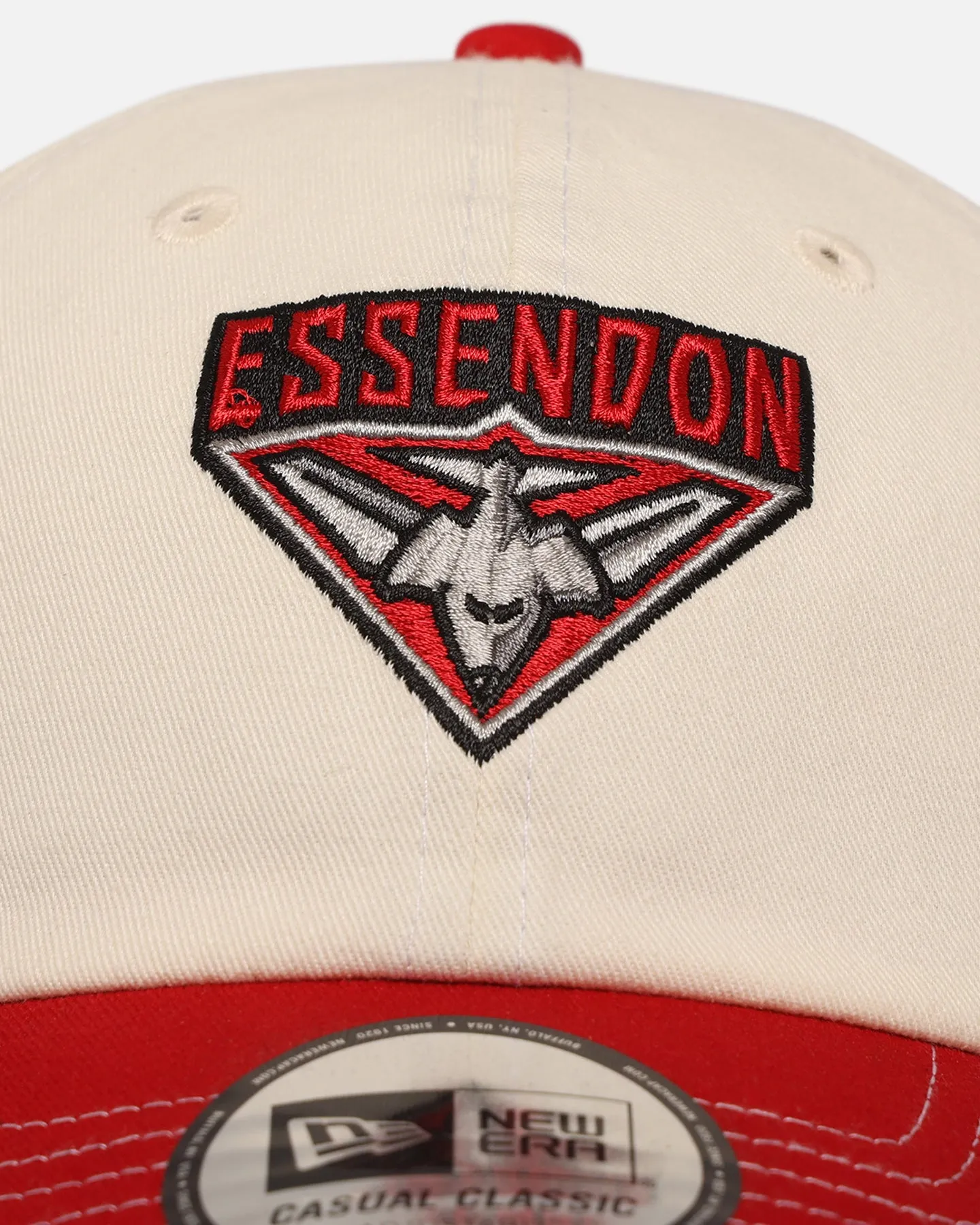 New Era Essendon Bombers 'AFL 2025 2 Tone' Casual Classic Strapback Chrome White