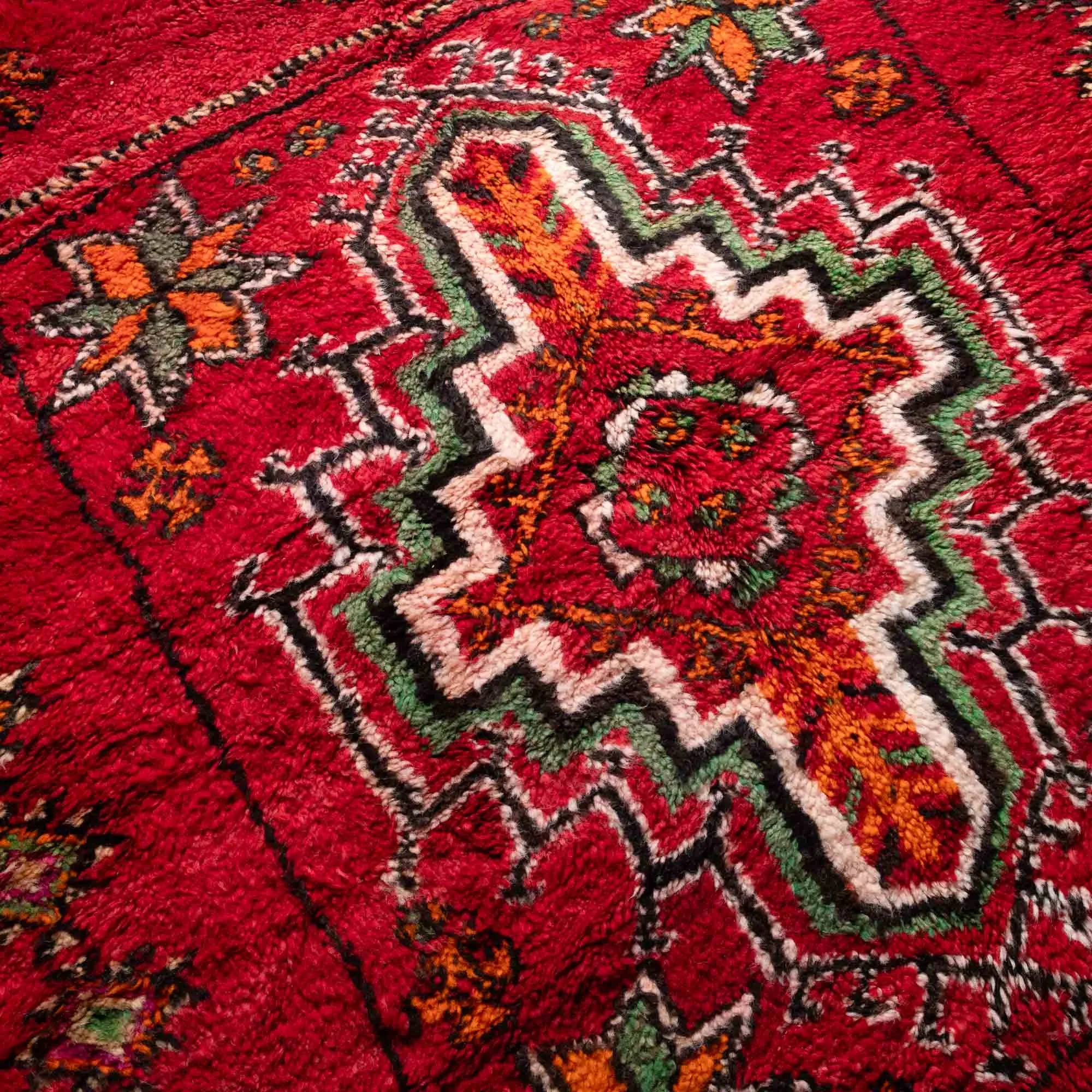 Nima - vintage boujad rug