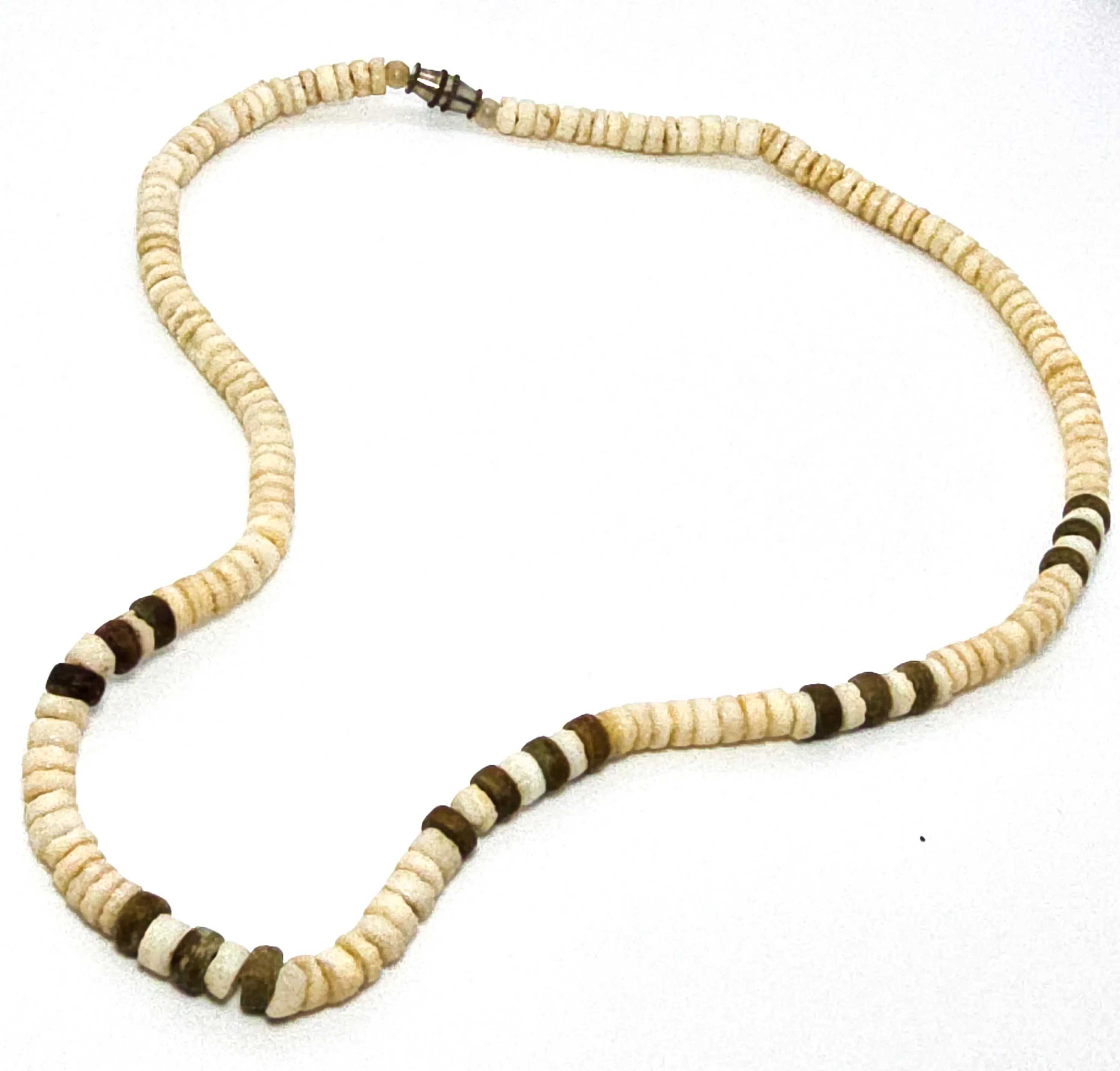 Puka shell stripped wooden vintage beaded retro 90's surfer skater necklace