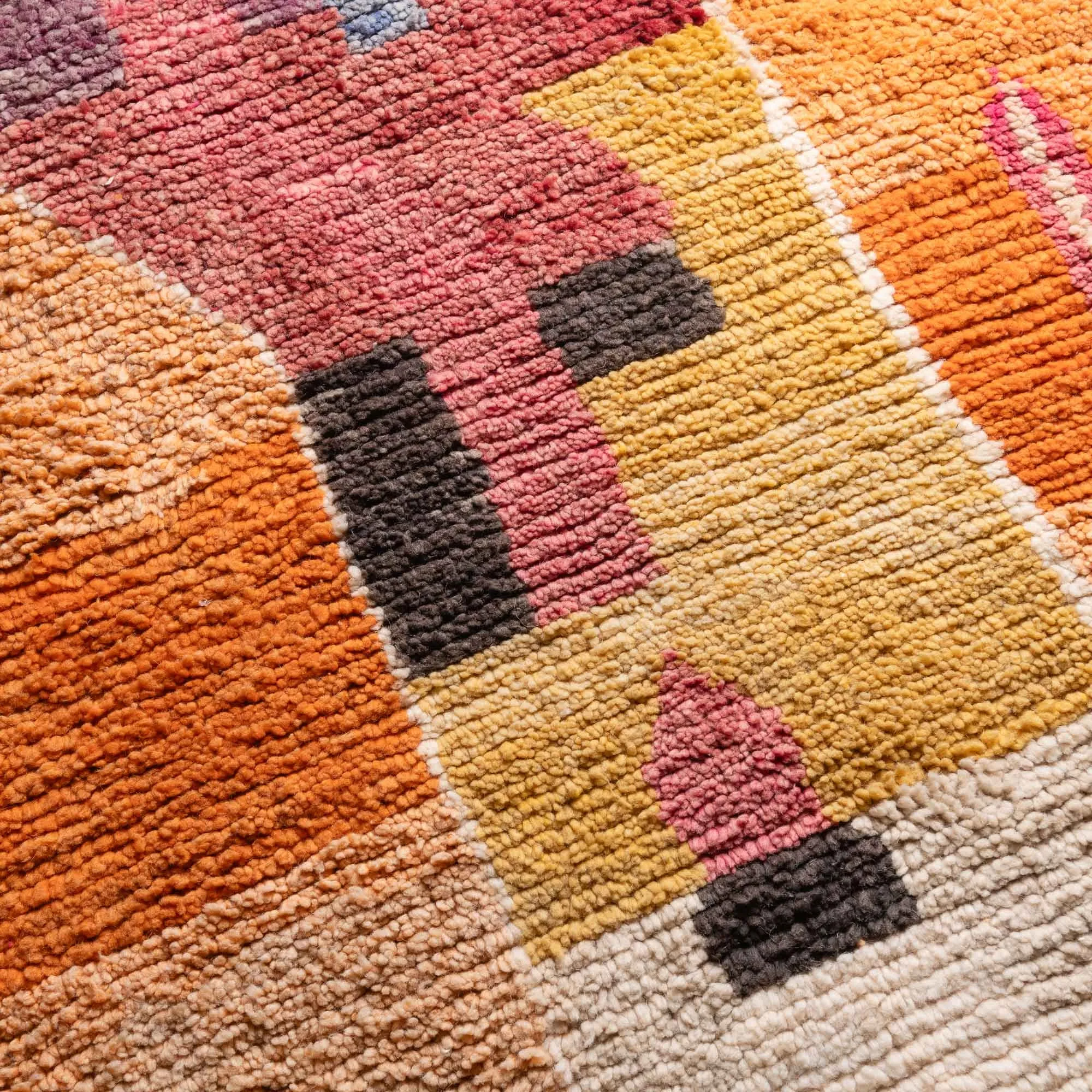 Rema - vintage boujad rug