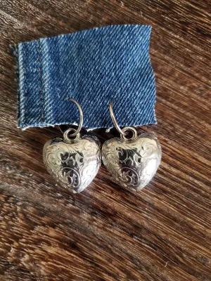 Retro Puffed Heart Earrings