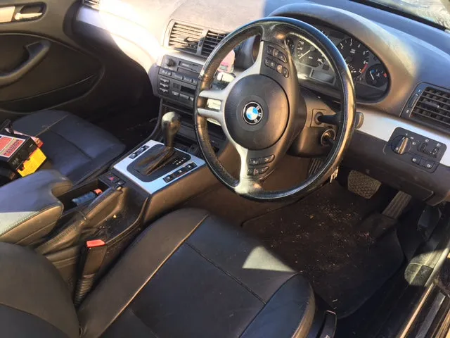 S2726 3' E46 Sedan 325i M54 AUTO 2001/07