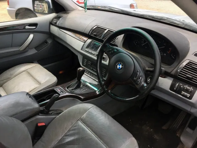 S2846 X5 E53 SAV 4.4i M62 AUTO 2000/09