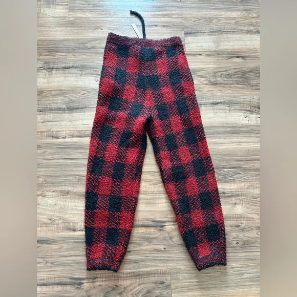 SKIMS - Red and Black Plaid Sweater Set (pants   hoodie) - NWT - S/M