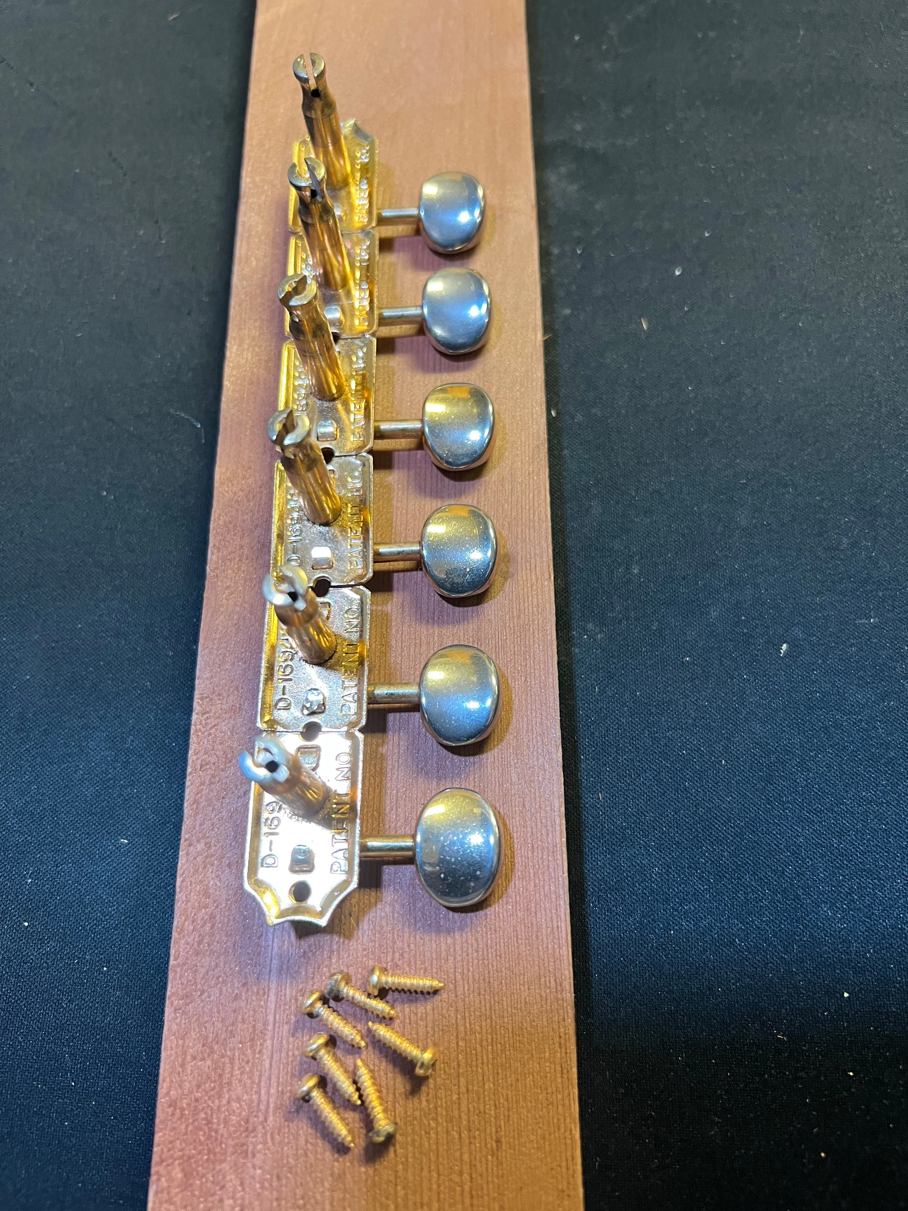 SOLD - Fender Double line gold tuners w/screws, no bushings. 1964-1969