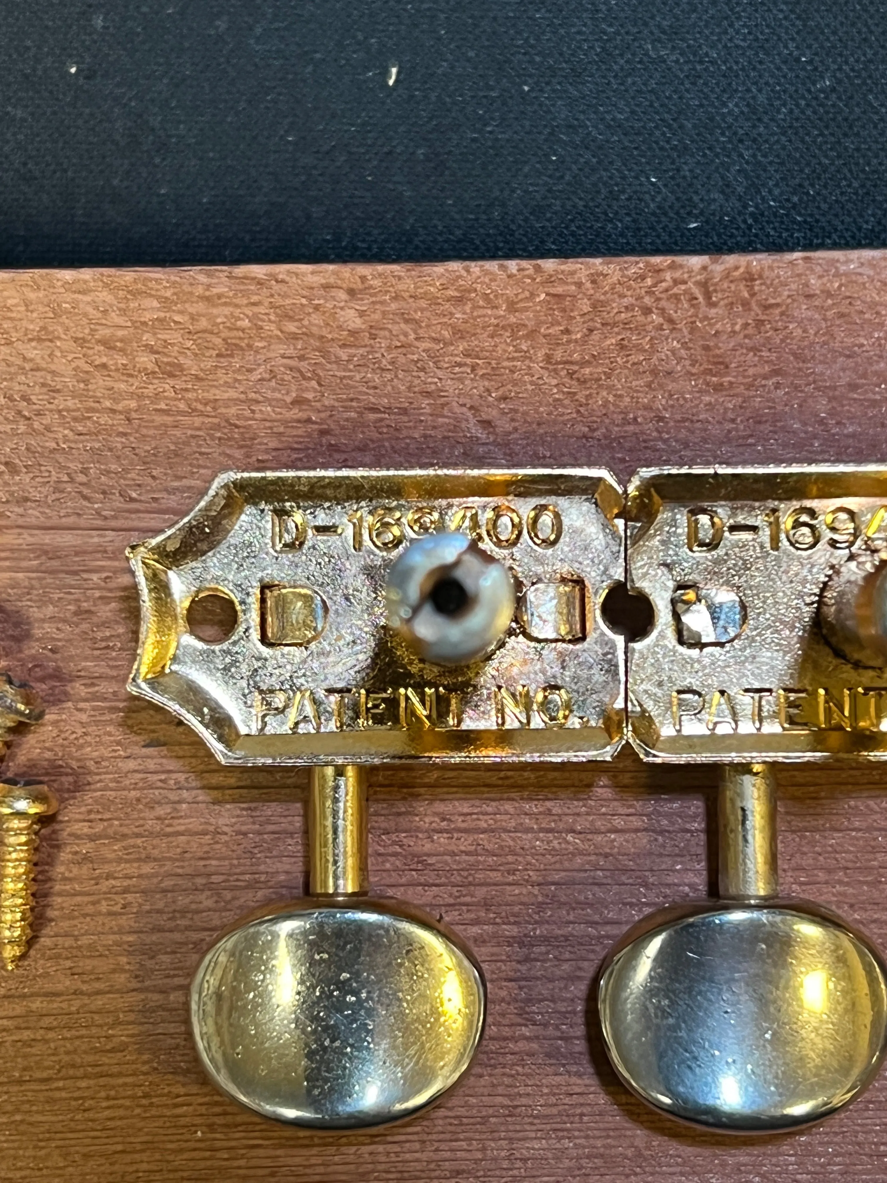 SOLD - Fender Double line gold tuners w/screws, no bushings. 1964-1969