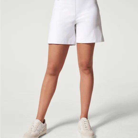 Spanx On-the-Go 6” Shorts with Ultimate Opacity Technology Shorts in White L