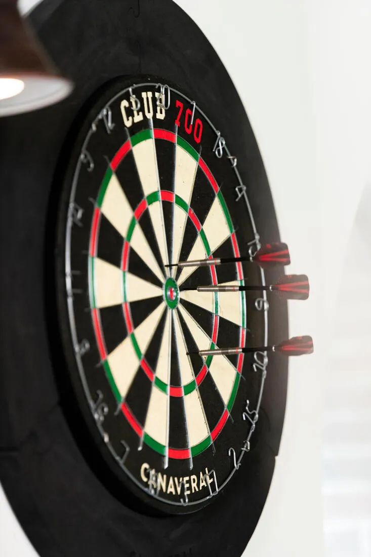 Steel Tip Dartboard Club 700