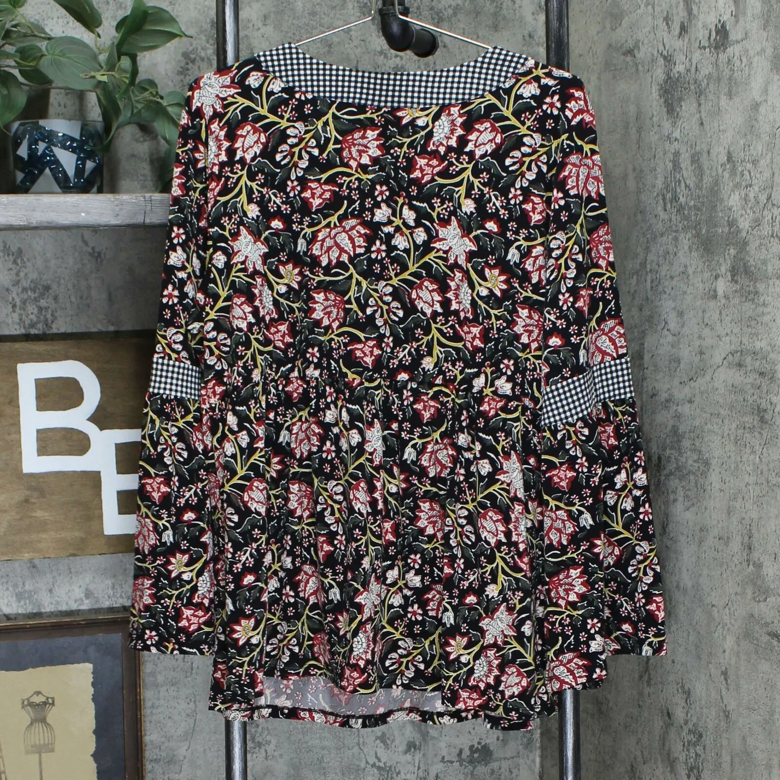 Style & Co. Women's V-Neck Relaxed Fit Mixed Print Tunic Top