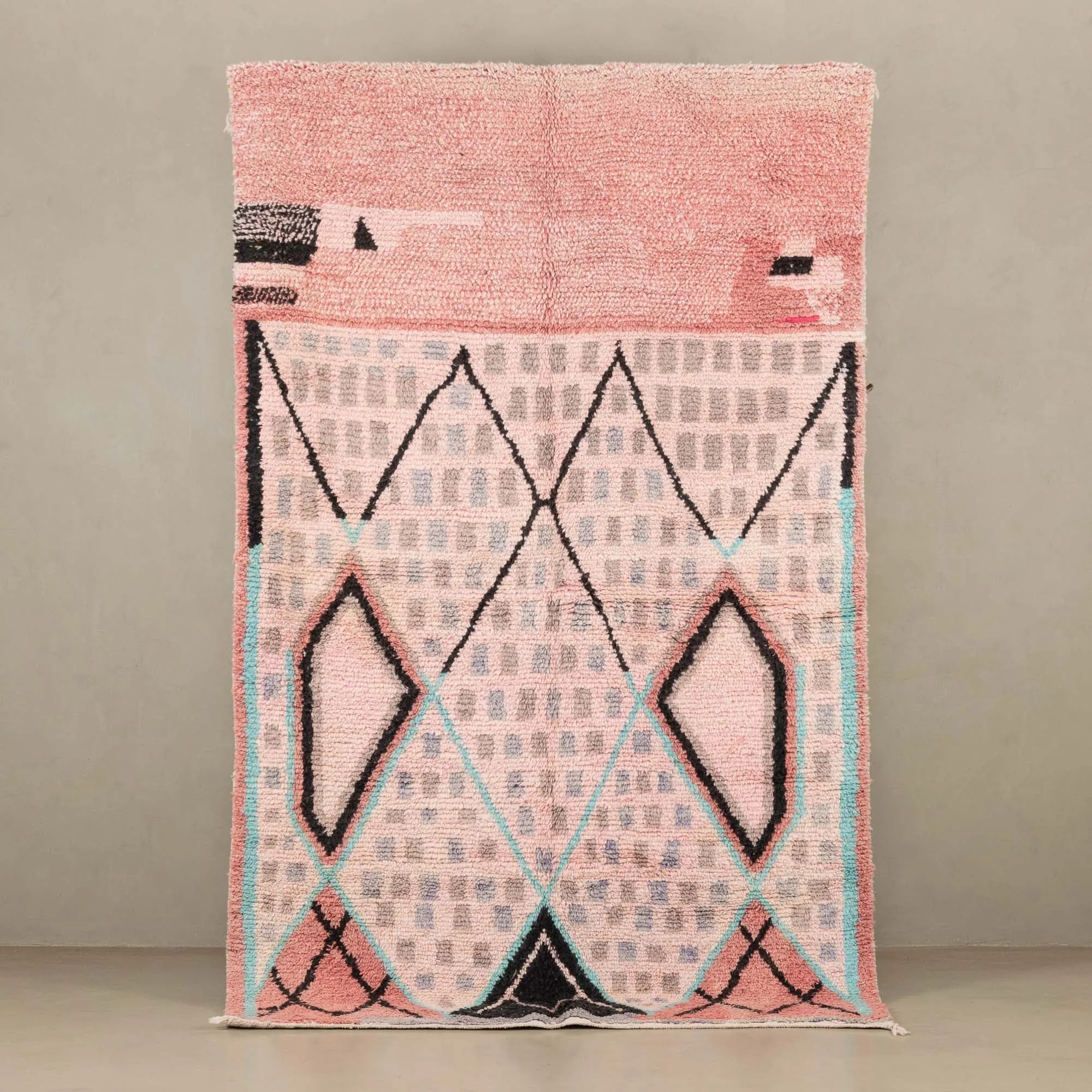 Taballutt - vintage boujad rug