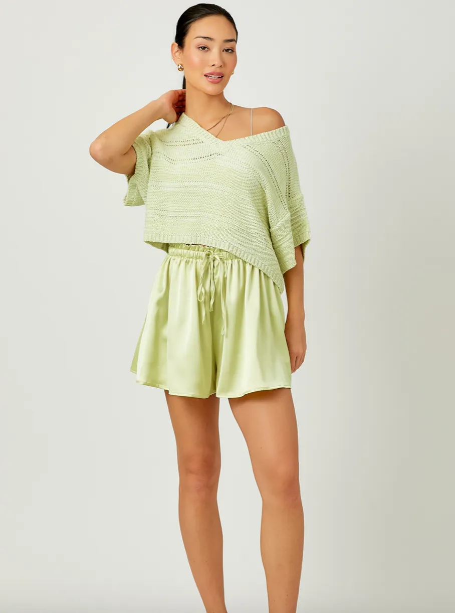 The Samantha Relaxed Short Sleeve Sweater