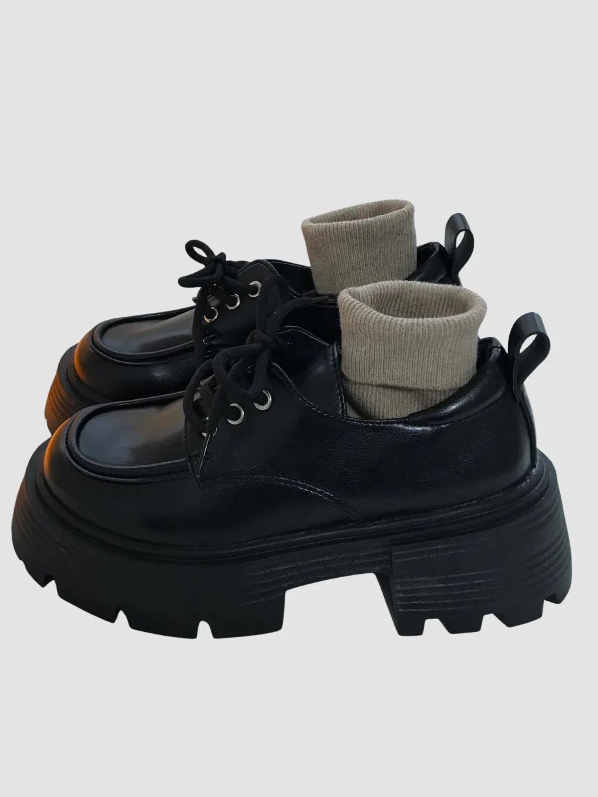 Thick Soled Leather Women Retro Shoes