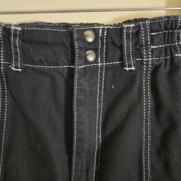 Urban Outfitters BDG Relaxed Skate Jeans Black Snap Cargo Pockets Size 30