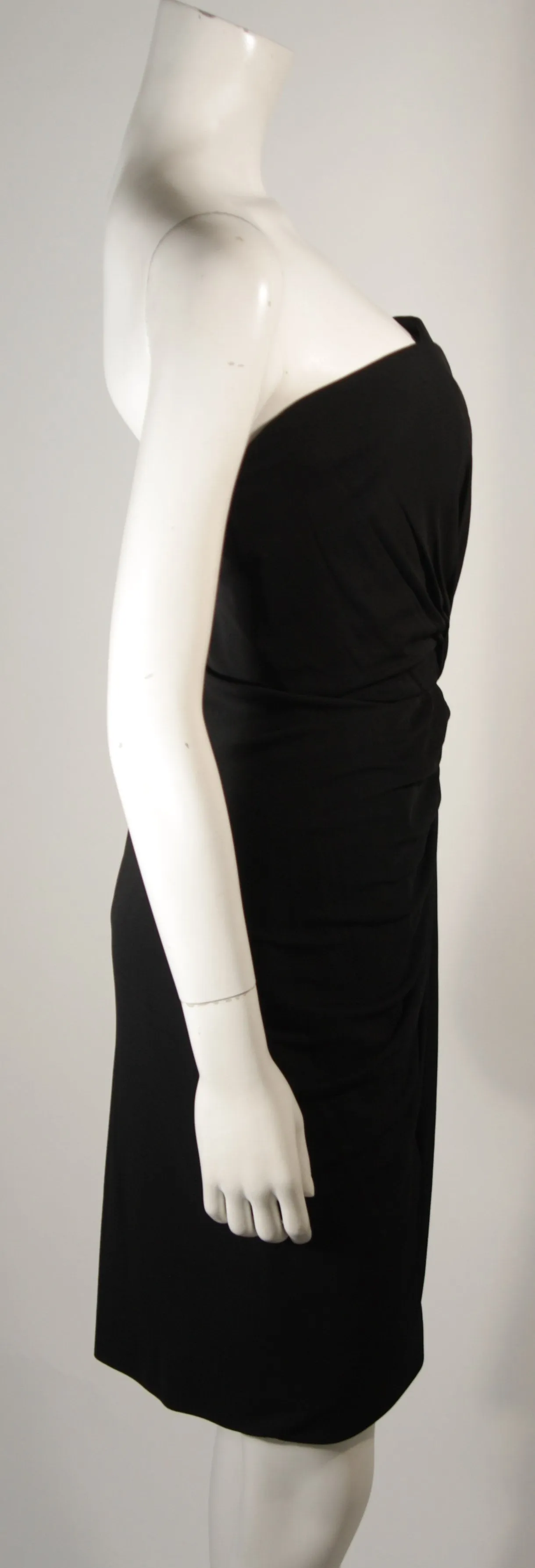 VICKY TIEL Black Jersey Cocktail Dress with Sequin Detail Size 38