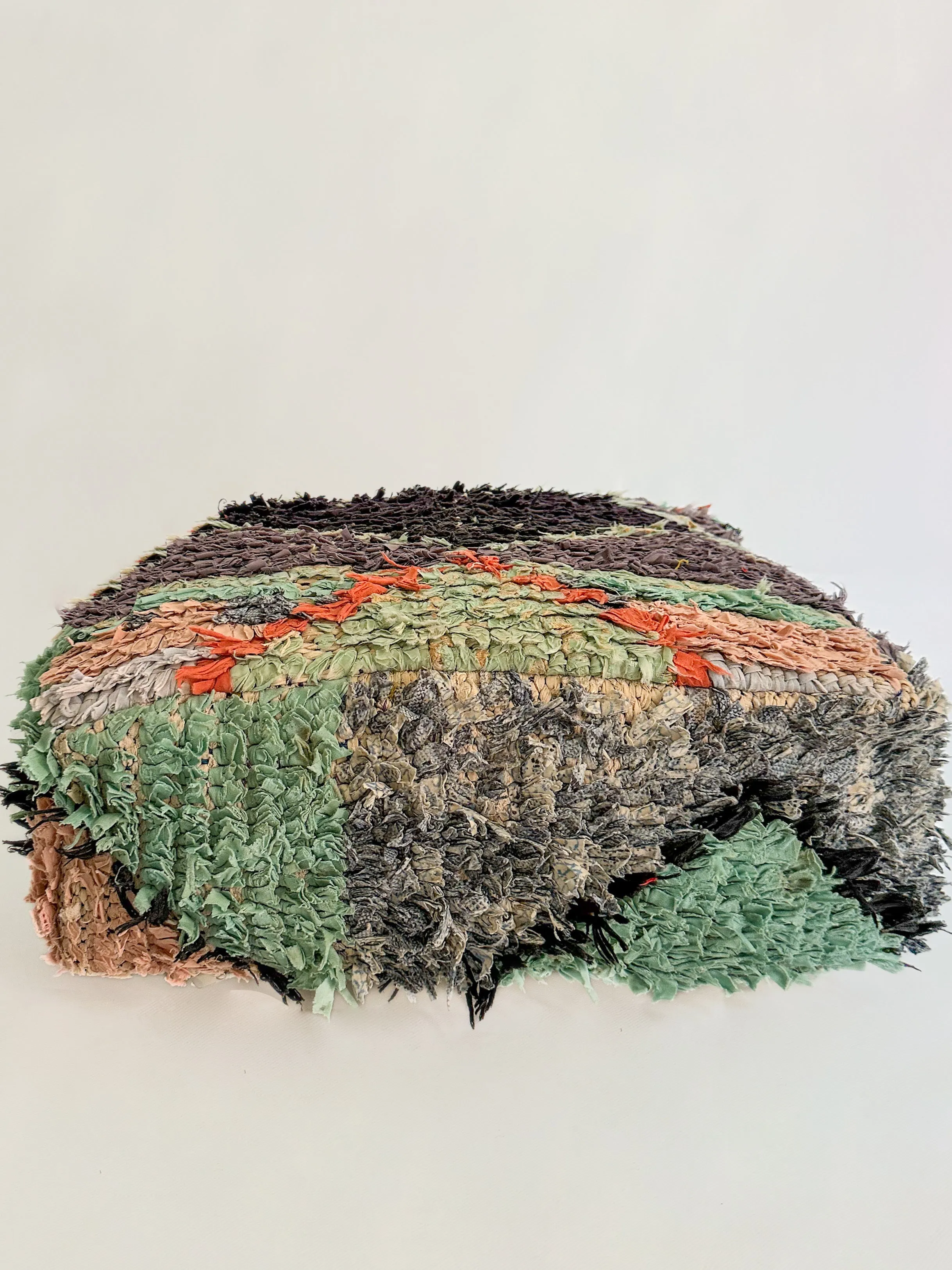 Vintage Boucherouite Pouf - Pastel Diamond