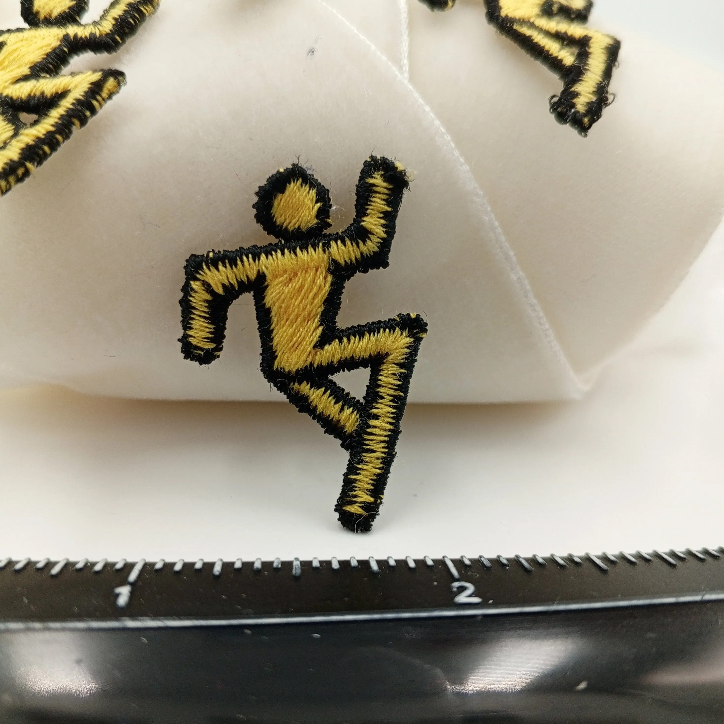 VINTAGE Human running symbol Patches black yellow Embroidered Appliques