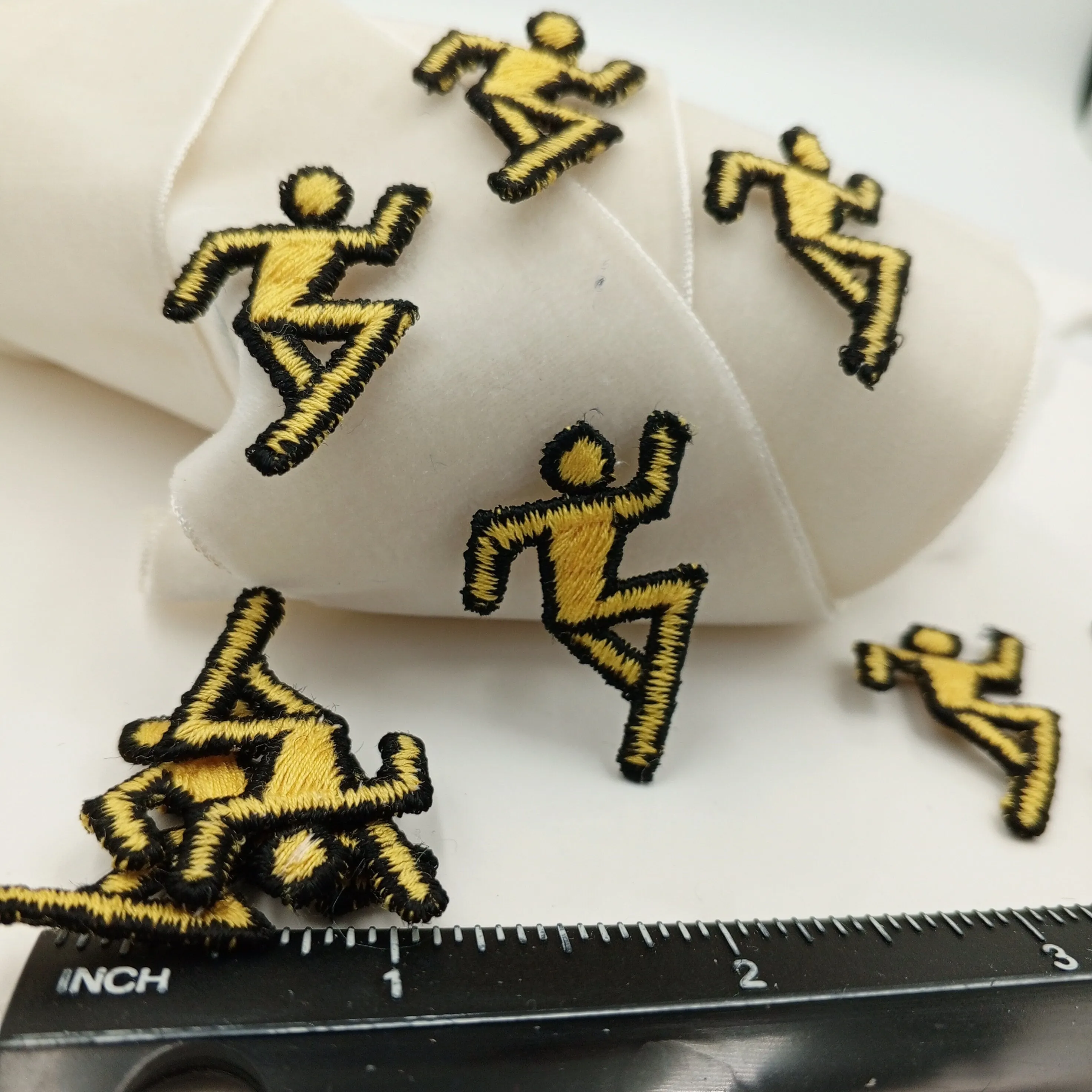 VINTAGE Human running symbol Patches black yellow Embroidered Appliques