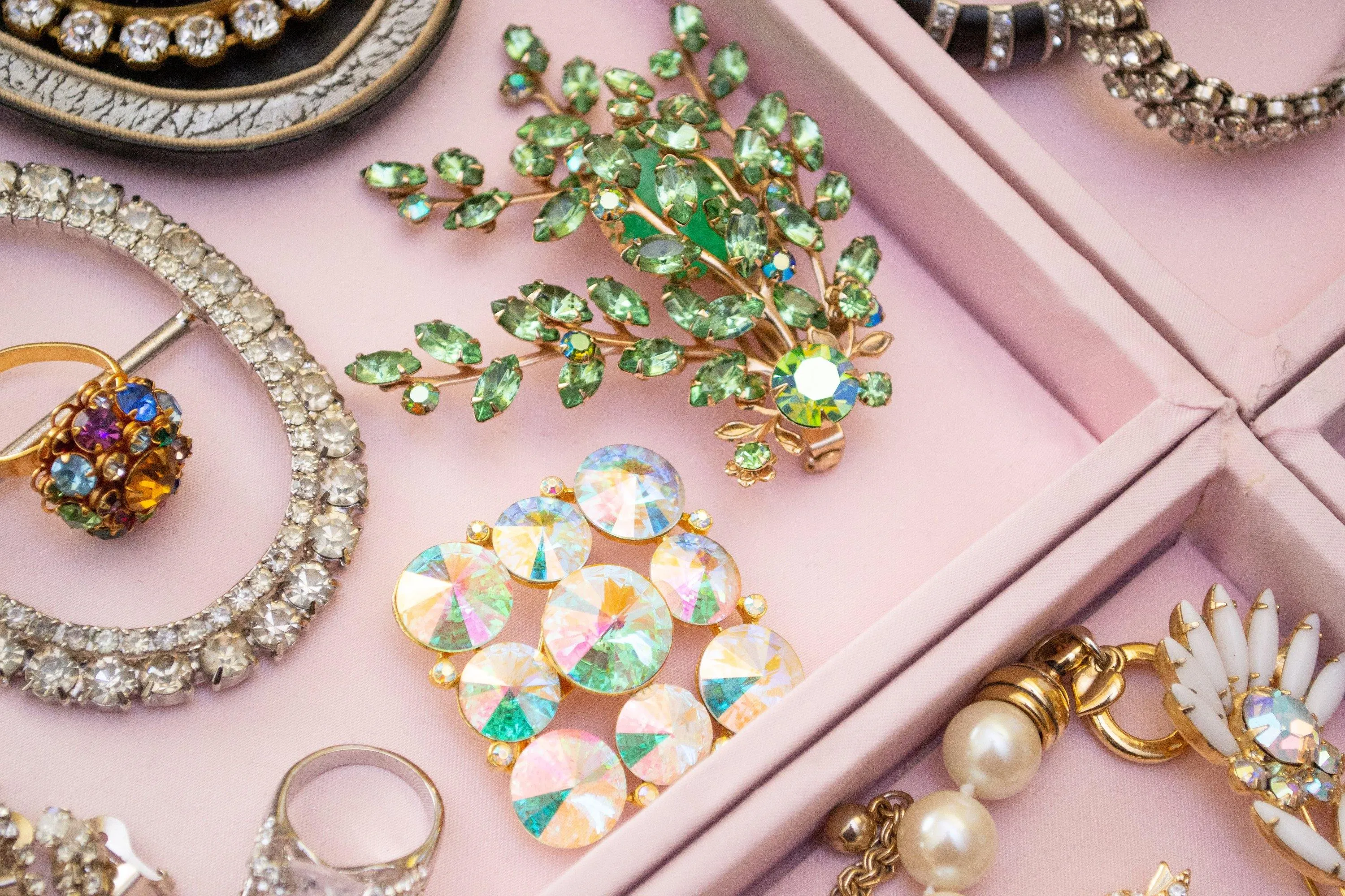 Vintage Light Green Rhinestone and Molted Green Art Glass Cabochon Spray Style Brooch