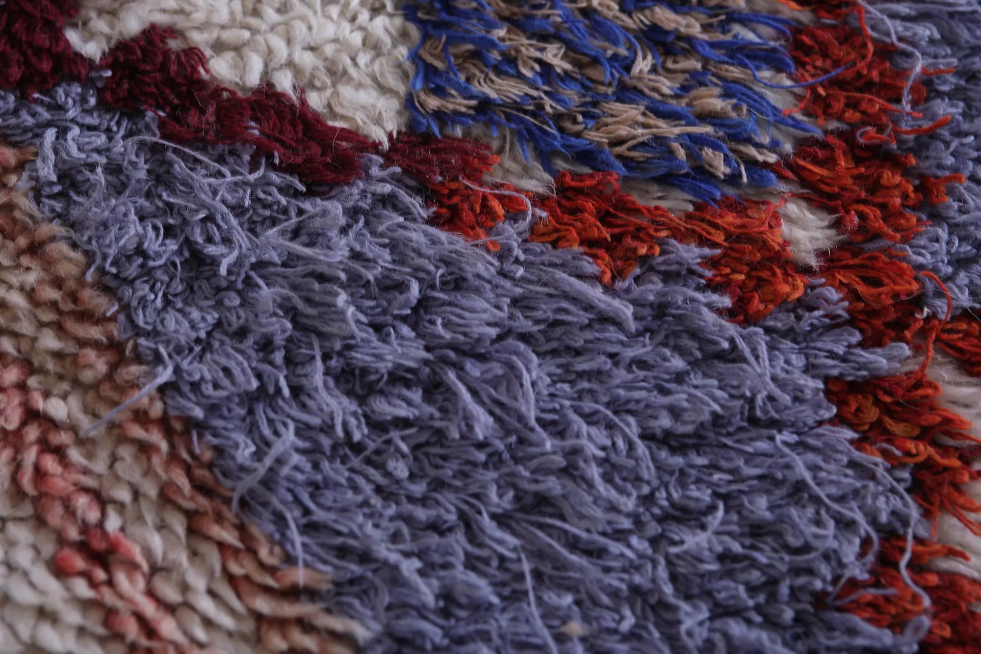 Vintage Moroccan Rug - Handwoven Wool 4.5 x 7.7 Feet