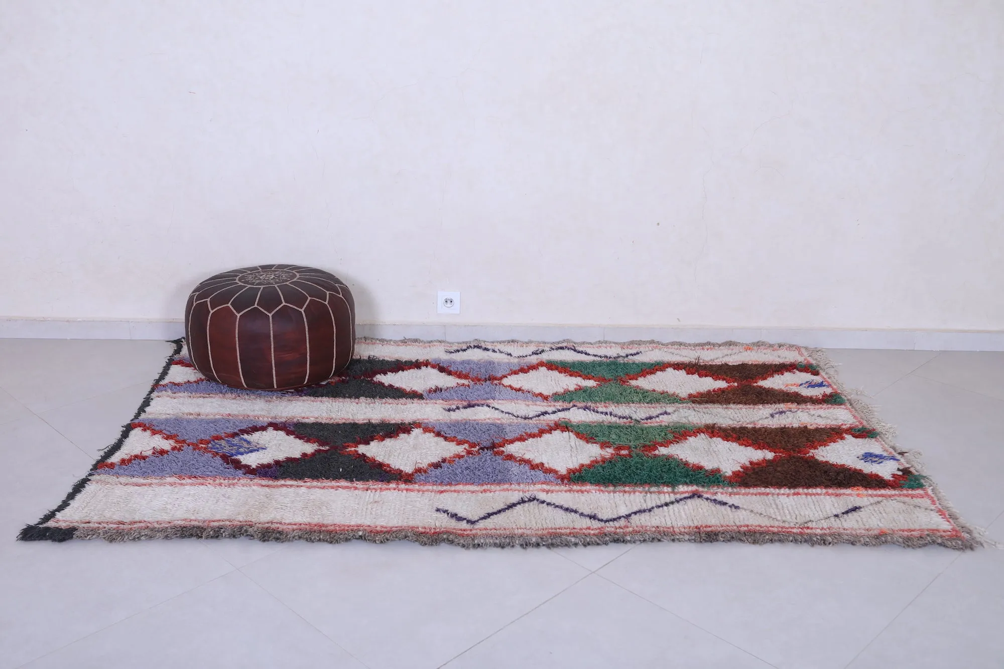 Vintage Moroccan Rug - Handwoven Wool 4.5 x 7.7 Feet
