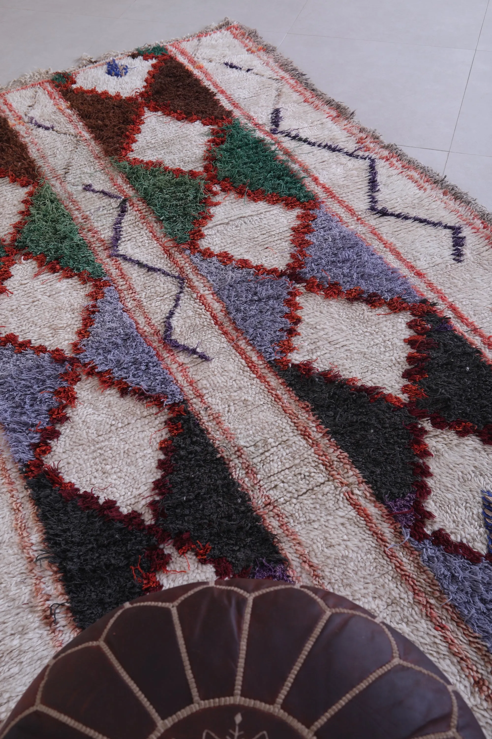 Vintage Moroccan Rug - Handwoven Wool 4.5 x 7.7 Feet