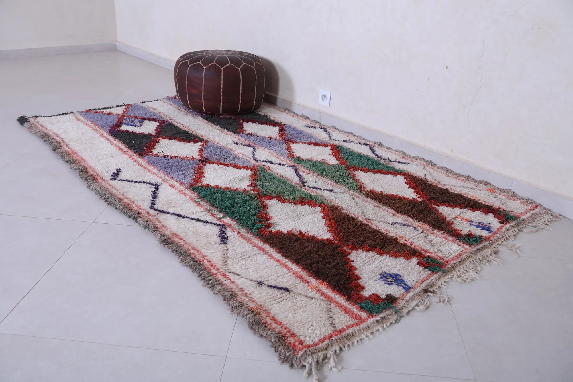 Vintage Moroccan Rug - Handwoven Wool 4.5 x 7.7 Feet